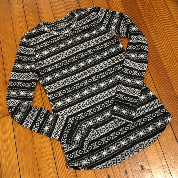 Women’s Flannel Cuddle Duds Top - Picture 1 of 4